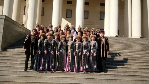 Фольклорный ансамбль песни и танца «Мирас» познакомил жителей города Сочи с культурой Башкортостана