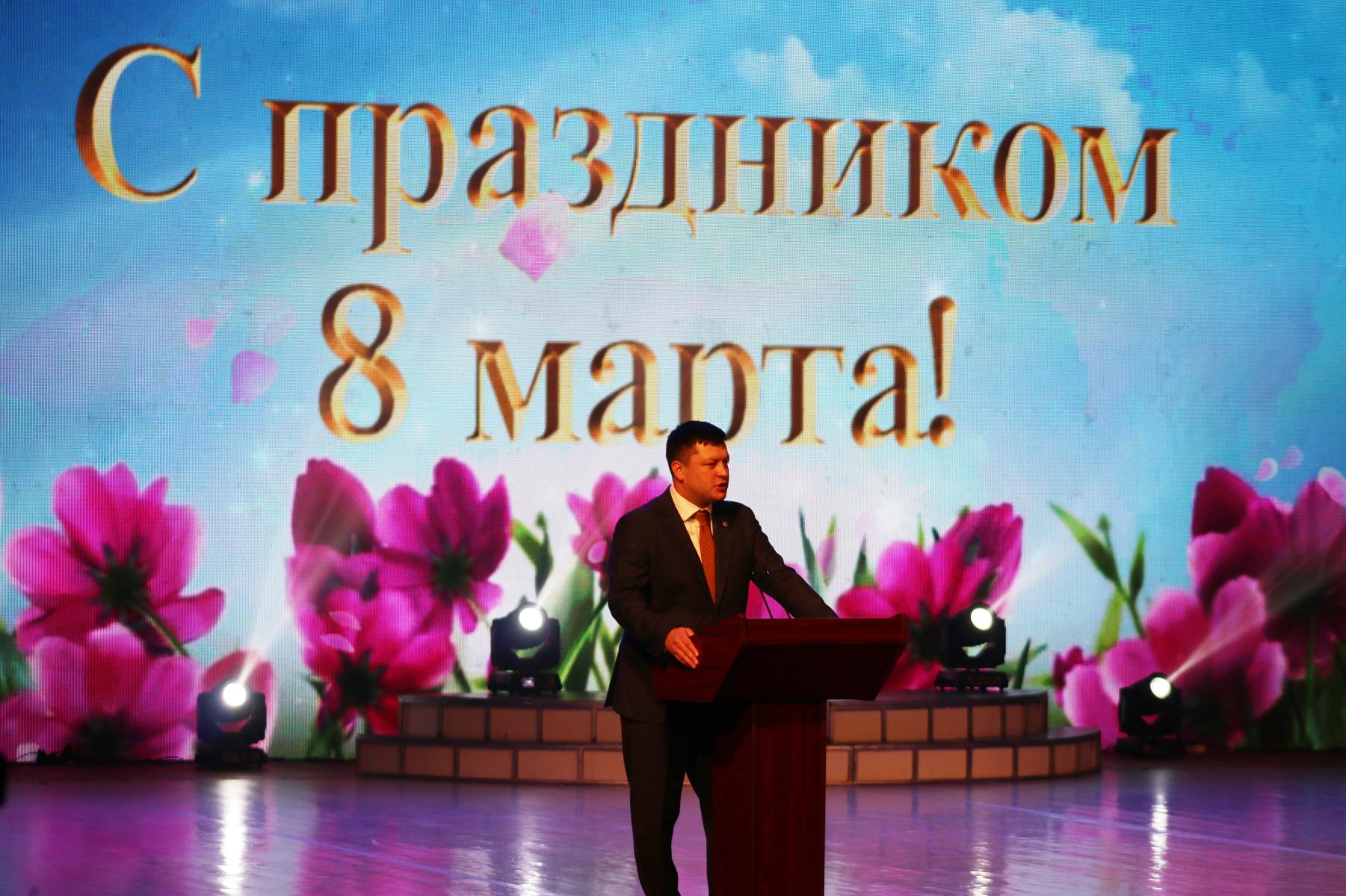 «Башкирский мед» в подарок: праздничный концерт к 8 марта